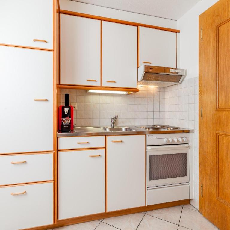 Alpenblick - Studio Apartment Bonatti-Nebengebäude (ohne Aufzug) mit Balkon oder Terrasse mit Blick auf Matterhorn - 8