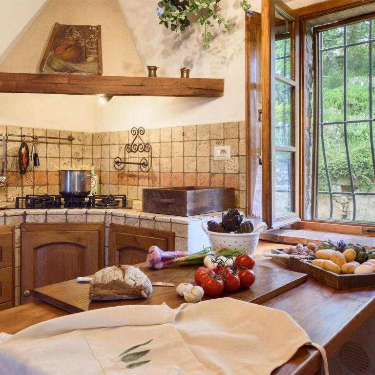 Amazing Home In Castellina In Chianti - Casa Vacanze con 8 Camere - 3