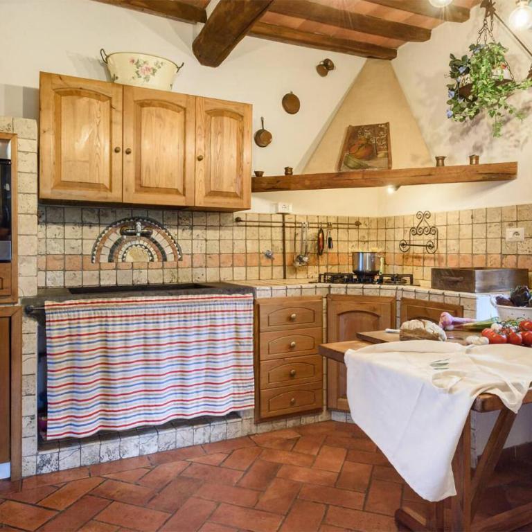 Amazing Home In Castellina In Chianti - Casa Vacanze con 8 Camere - 11