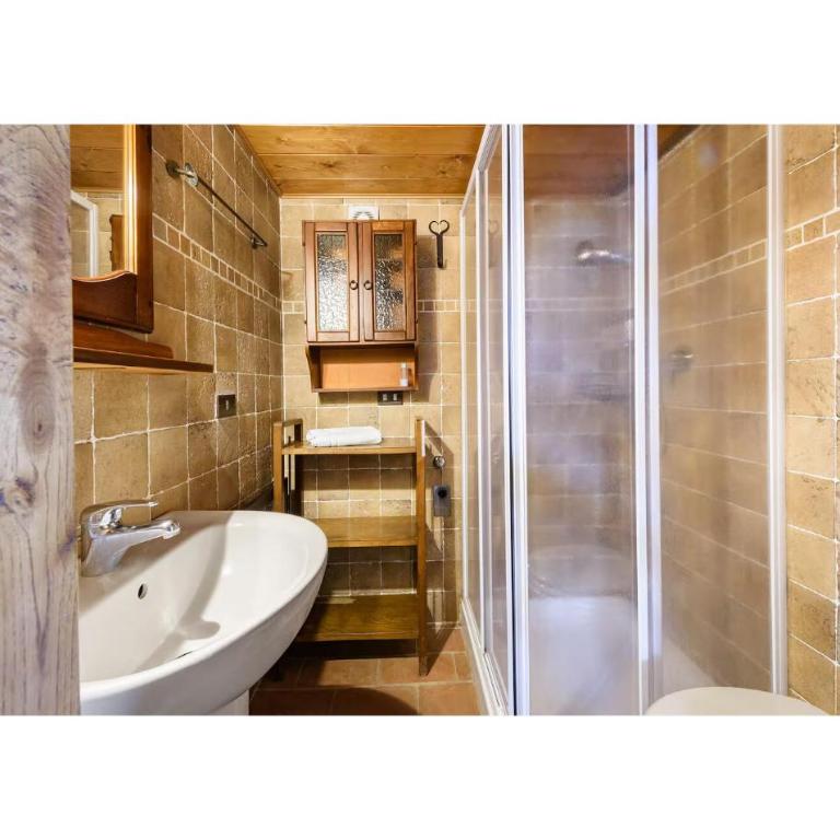 Amazing Home In Castellina In Chianti - Casa Vacanze con 8 Camere - 32