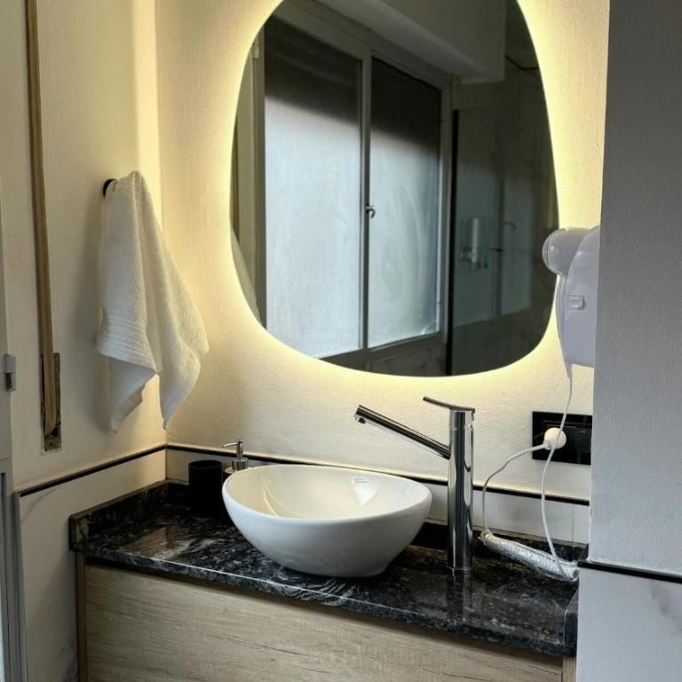 Depto Premium con vista a la Cañada - Nueva Córdoba- Cerca de Patio Olmos y Güemes - Apartamento de 1 dormitorio - 6