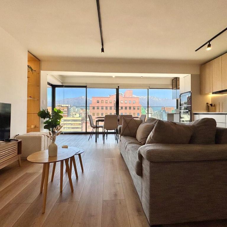 Moderno y luminoso 2D y 2B en Las Condes - Two-Bedroom Apartment - 3