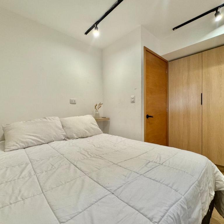 Moderno y luminoso 2D y 2B en Las Condes - Two-Bedroom Apartment - 12