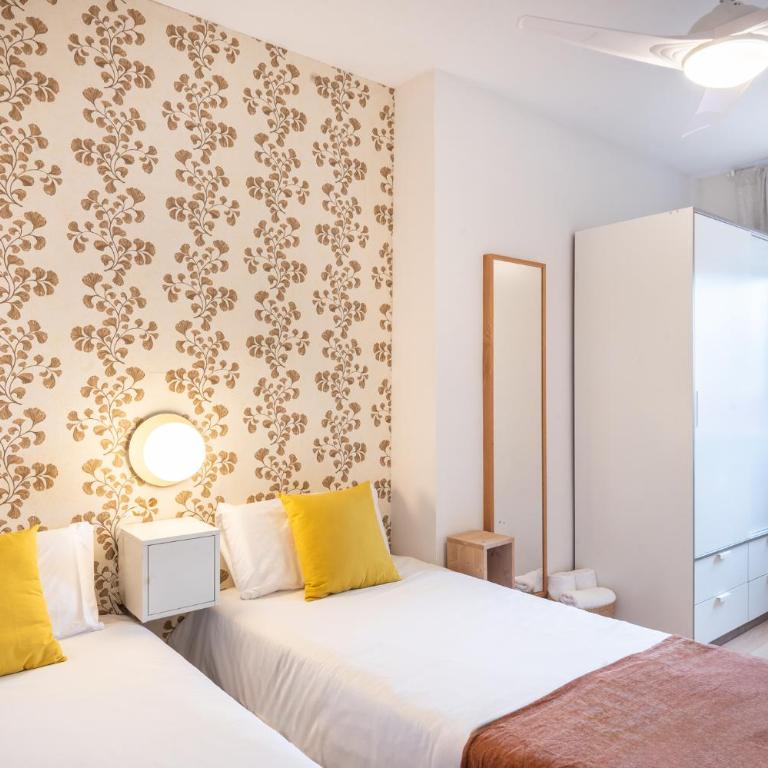 Penthouse Apartment with Terrace in Barcelona City Center - Apartamento de 2 dormitorios - 14
