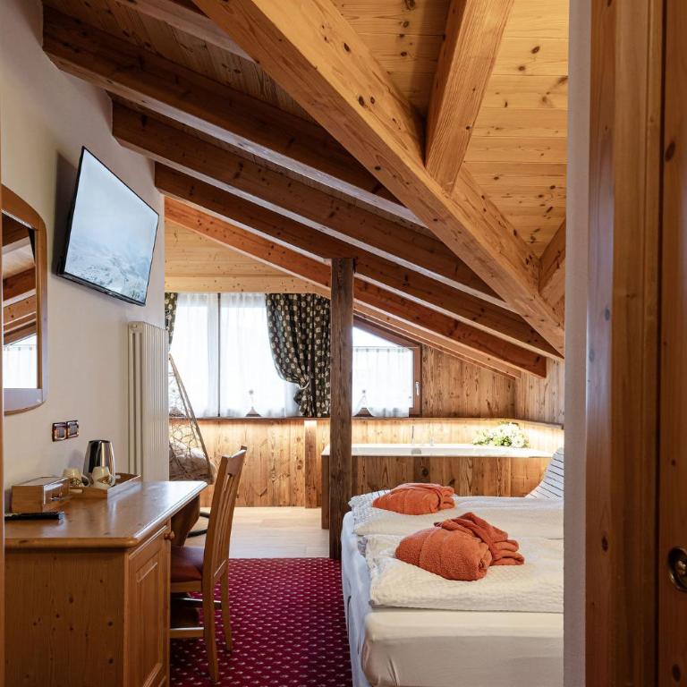 Hotel Genzianella - Double Room with Spa Bath - 6
