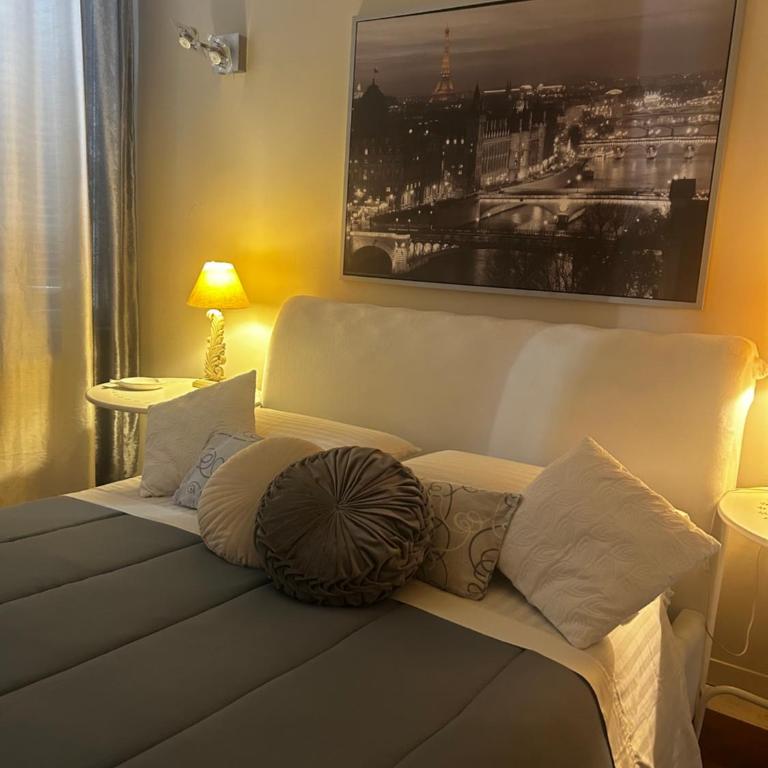 La Suite di Giulia - Ampia Camera Matrimoniale - 4
