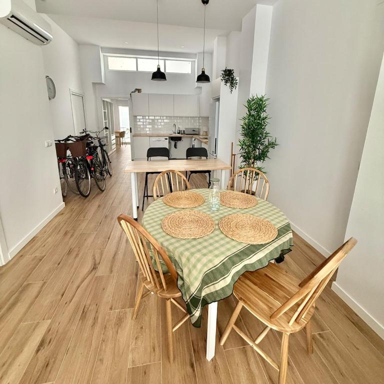 1 Amplia y Exclusiva Vivienda con Terraza - Apartment mit 2 Schlafzimmern - 2