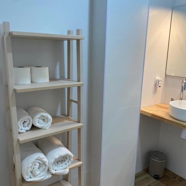 1 Amplia y Exclusiva Vivienda con Terraza - Apartment mit 2 Schlafzimmern - 11