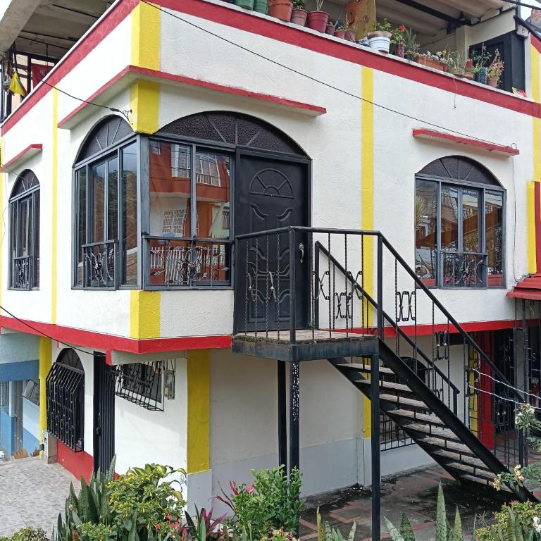 Casa Rosas - One-Bedroom Apartment - 1