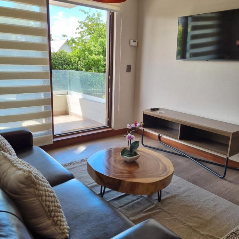 HOM I Acogedor Dpto 2D2B Frente al Lago Parking - Apartamento - 2