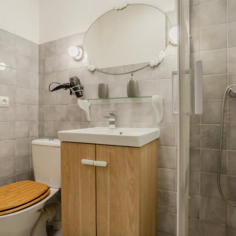 Charming 80m for 6 people with garden - Apartamento - 10