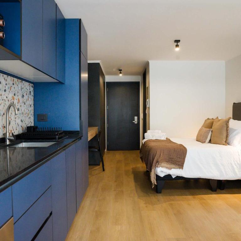 Chic Studio Escape for 3 in Lively Las Condes - Apartment - 5