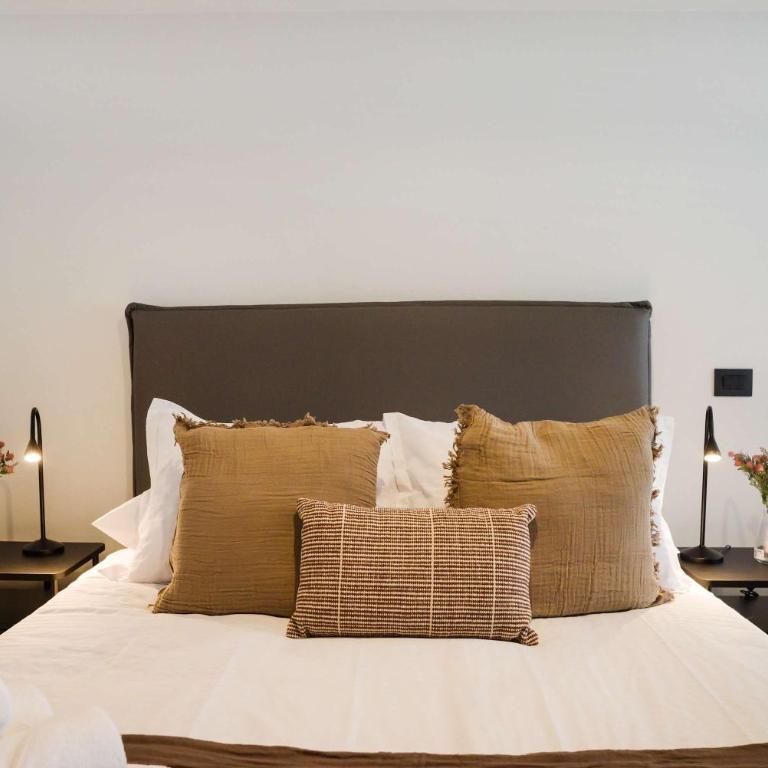 Chic Studio Escape for 3 in Lively Las Condes - Apartment - 12