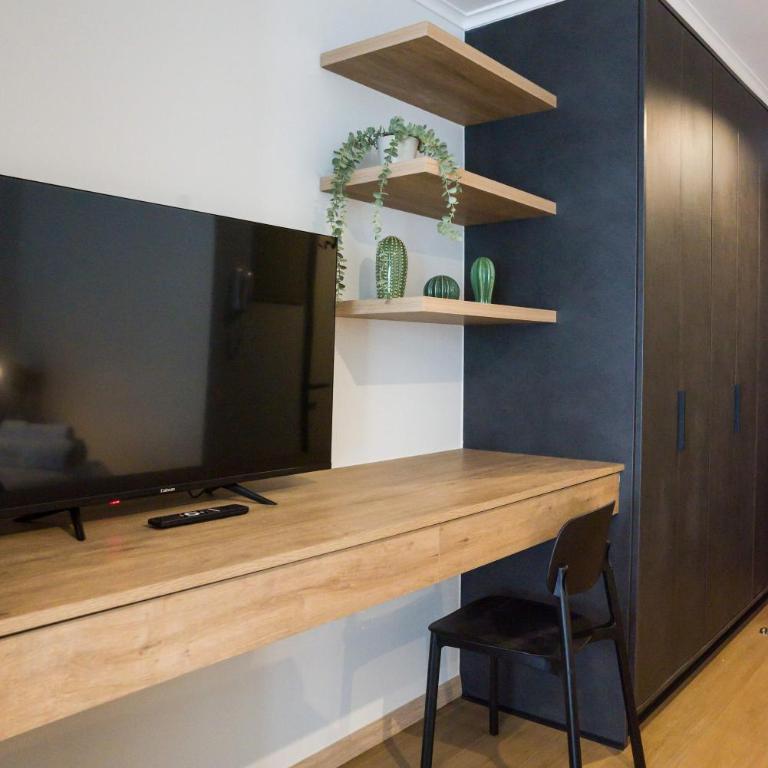 Chic Studio Escape for 3 in Lively Las Condes - Apartment - 23