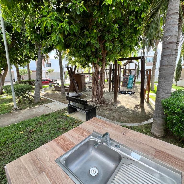 Pacific Nest House Steps from the beach - Three-Bedroom House - 37