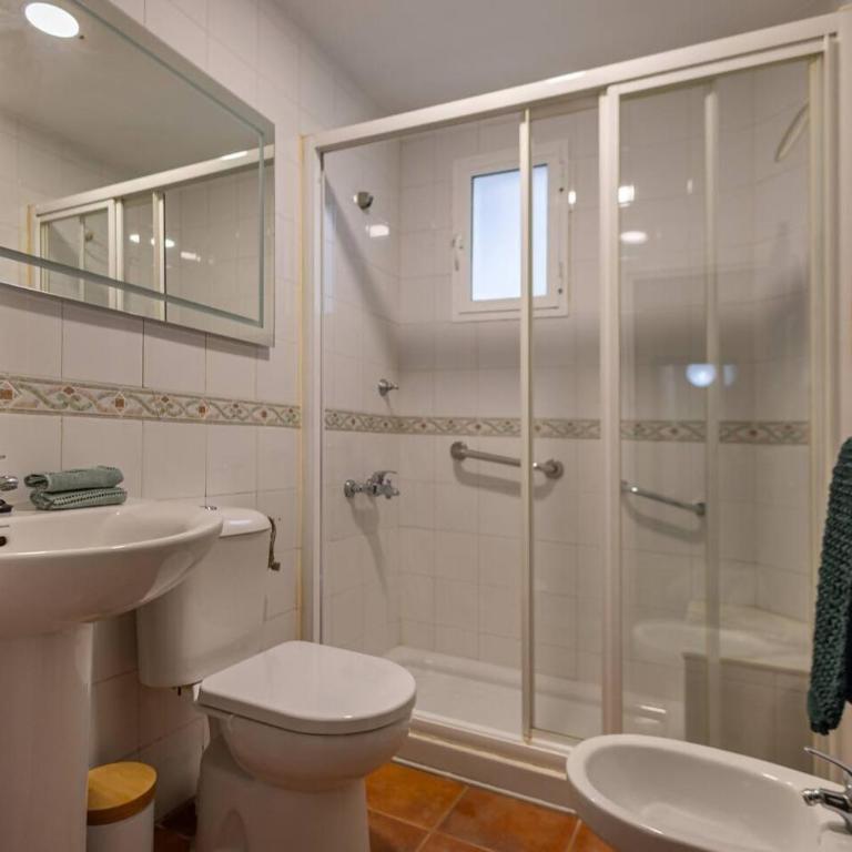 Cadizz Entre Cielo y Mar Centro del Puerto ciudad - ideal empresas, familias y grupos - Apartamento Deluxe de 4 dormitorios - 76