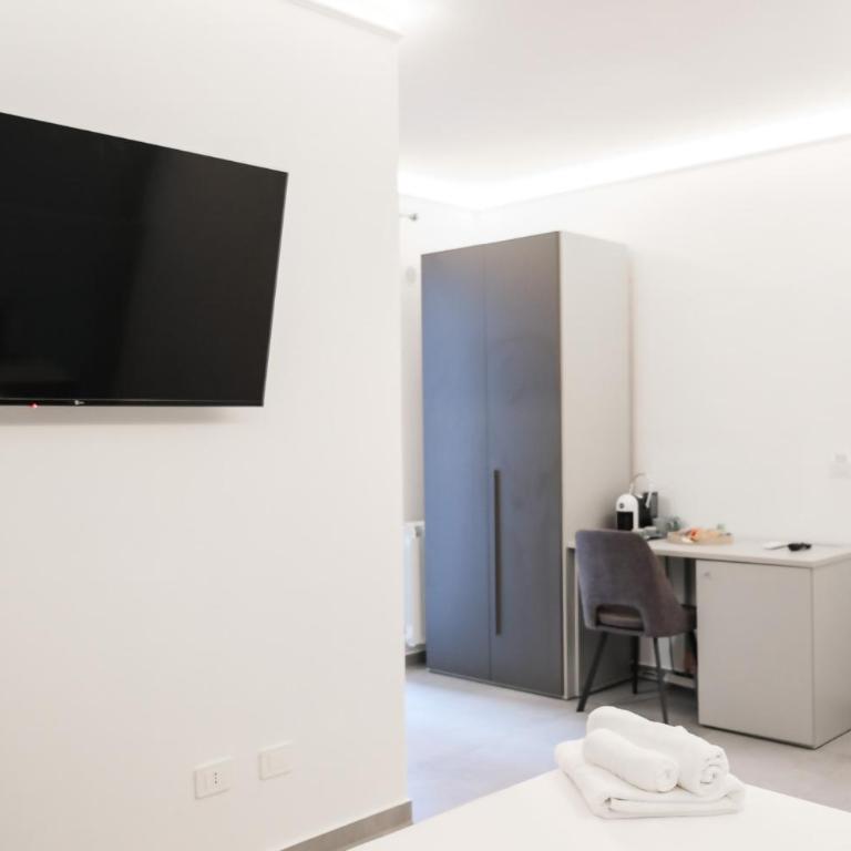 Milazzo Holiday Apartments&Rooms - LiveLoveTravel - Appartamento Superior - 5