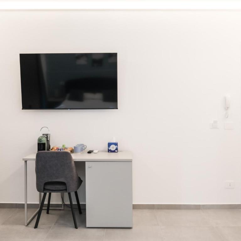 Milazzo Holiday Apartments&Rooms - LiveLoveTravel - Camera Deluxe - 1