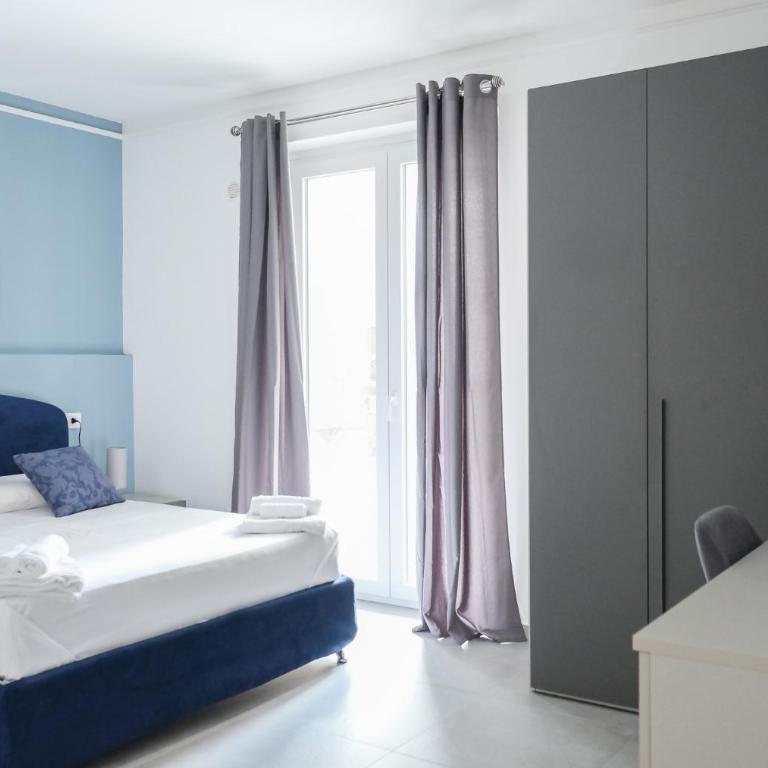 Milazzo Holiday Apartments&Rooms - LiveLoveTravel - Camera Deluxe - 3