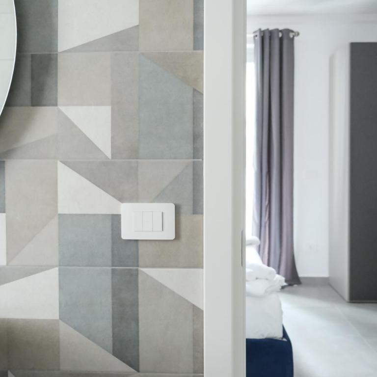 Milazzo Holiday Apartments&Rooms - LiveLoveTravel - Camera Deluxe - 8