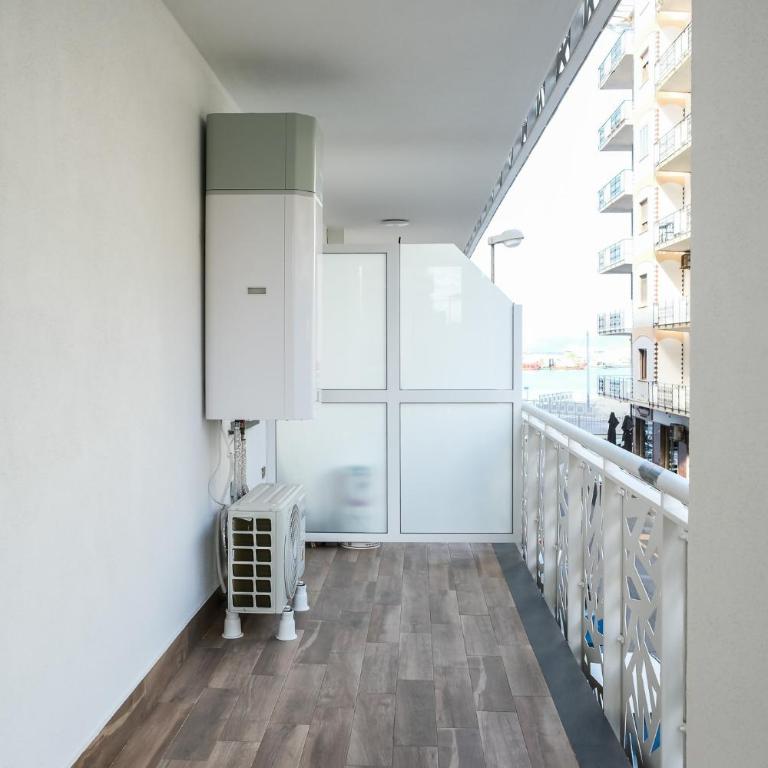 Milazzo Holiday Apartments&Rooms - LiveLoveTravel - Camera Matrimoniale con Terrazza - 9