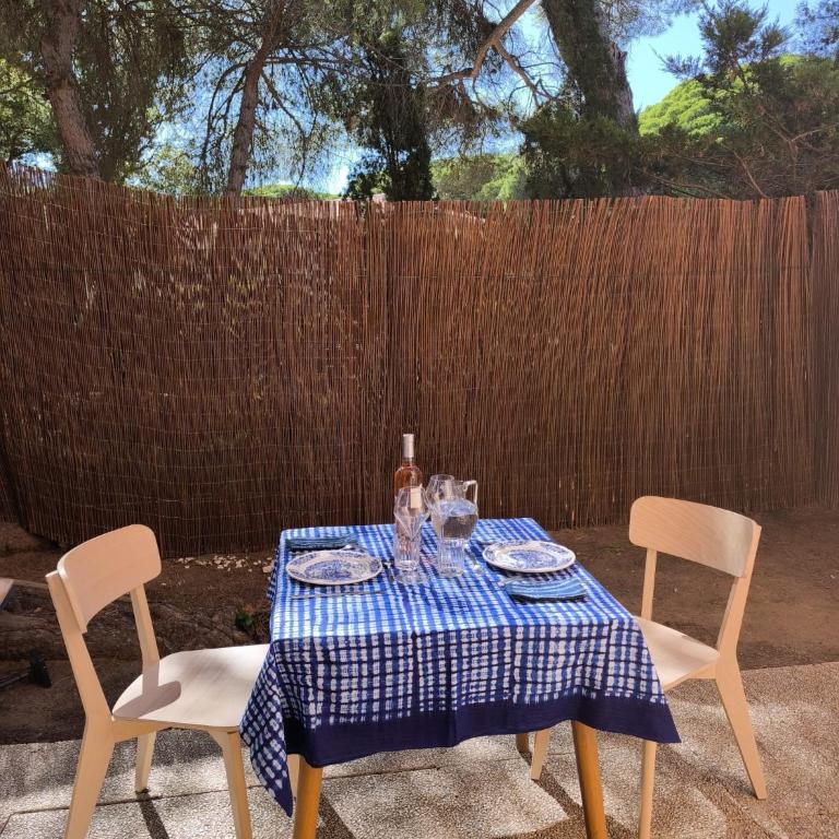 Rare - appartement avec jardin à 350m de la plage et du port - Apartment mit 1 Schlafzimmer - 3