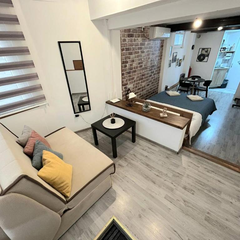 Apartman Nani - Secure and free parking space! - One-Bedroom Apartment - 2