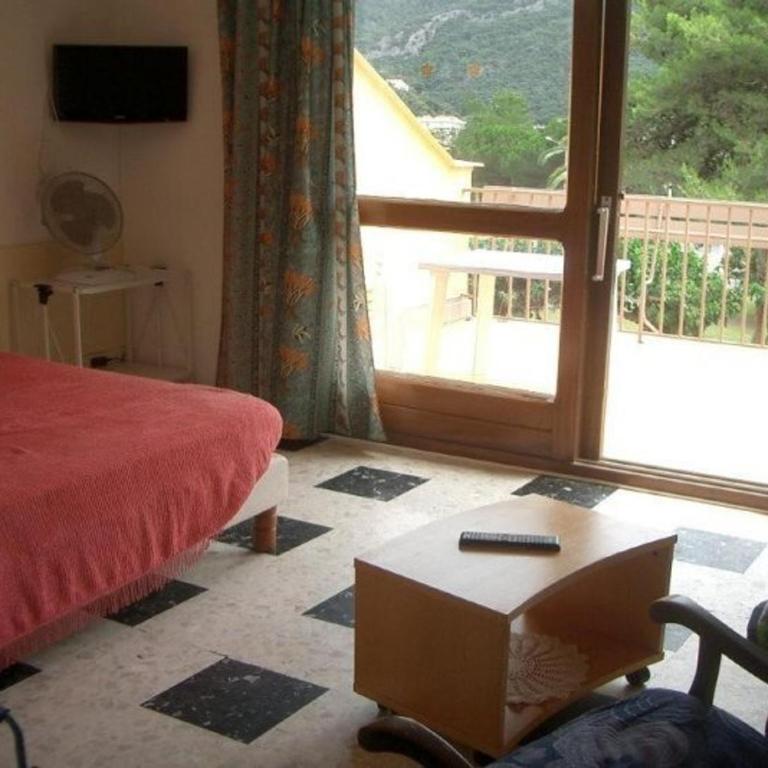 Studio cosy avec terrasse, parking et wifi - Idéal cures et centre-ville, Amélie-les-Bains - Monolocale - 10