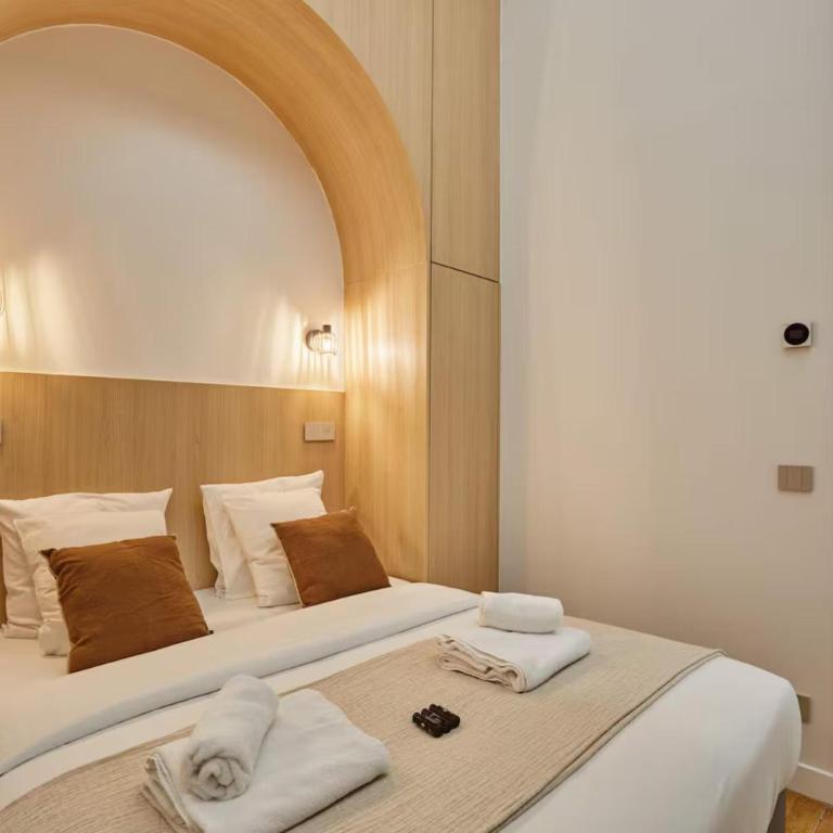 Chic Saint Honoré Luxury Stay with AC - Appartement - 3