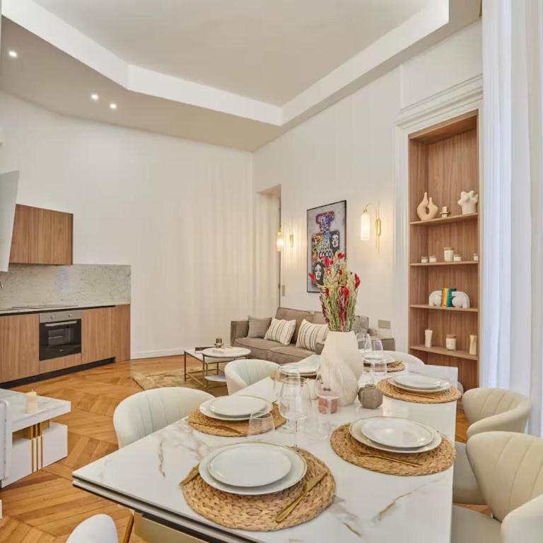 Chic Saint Honoré Luxury Stay with AC - Appartement - 8