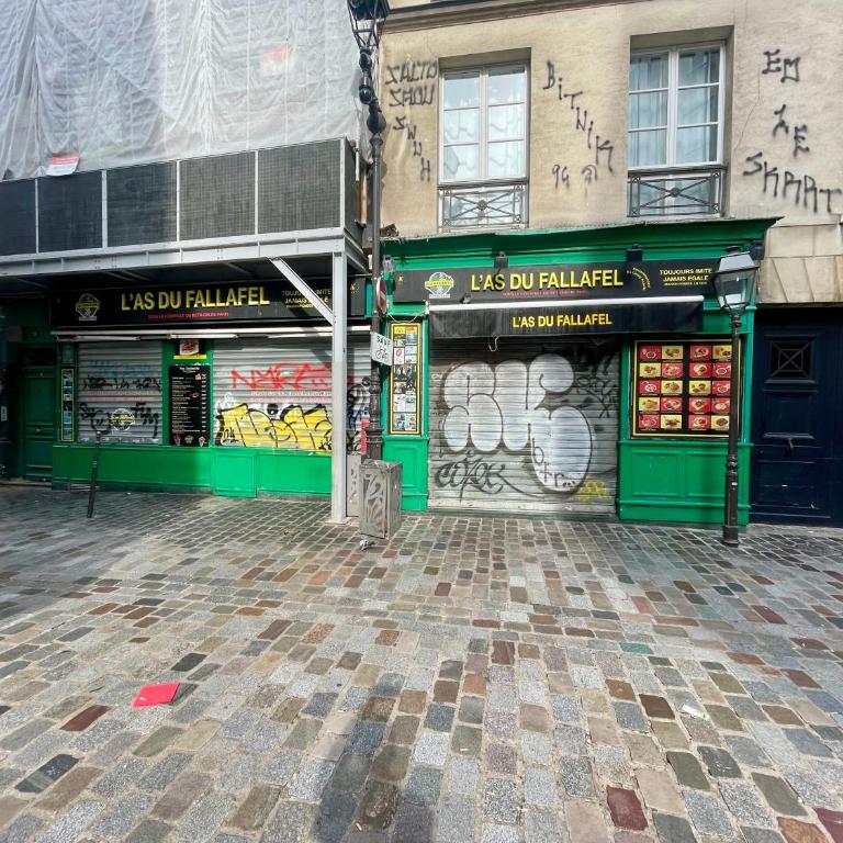 Coeur du Marais-Rue des Rosiers - One-Bedroom Apartment - 14