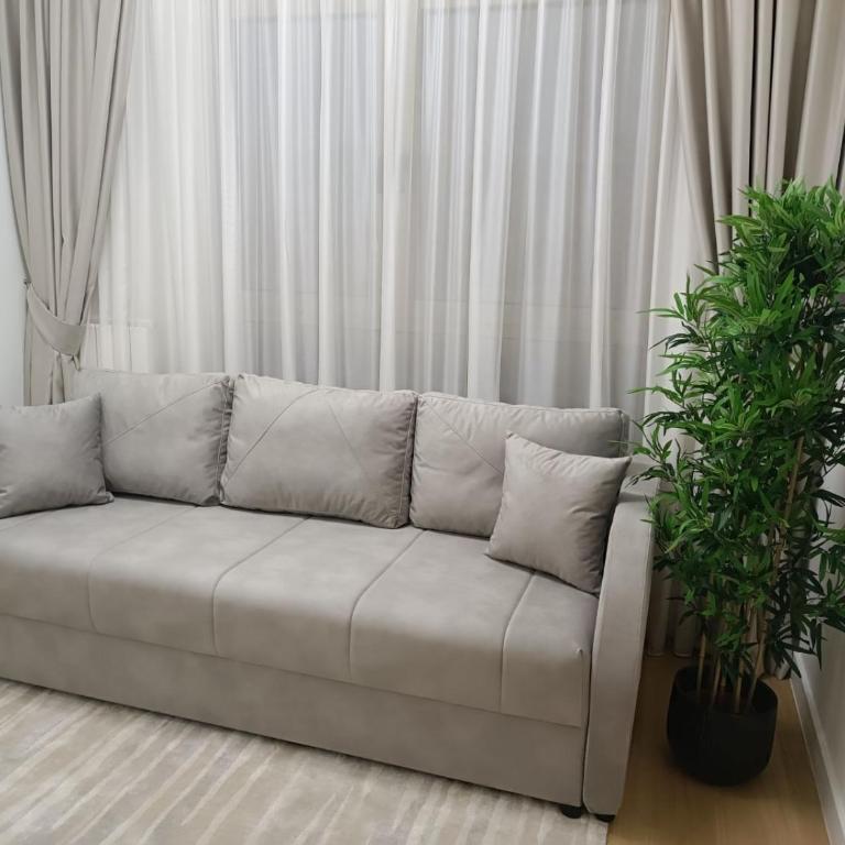 The Queen at Parkside - Two-Bedroom Apartment - 6