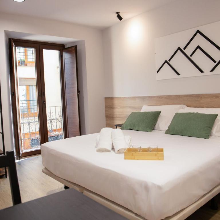 Inkigo Rooms - Deluxe Doppelzimmer mit Balkon - 2