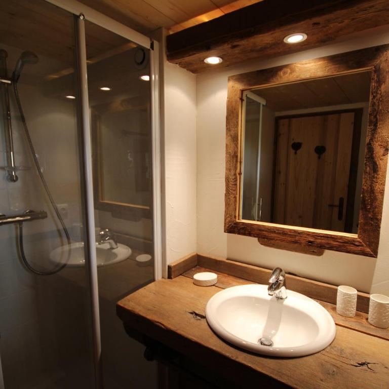 Chalet spacieux Les Saisies, 6 chambres, sauna, 11 pers. - Chalet 3 Chambres - 15