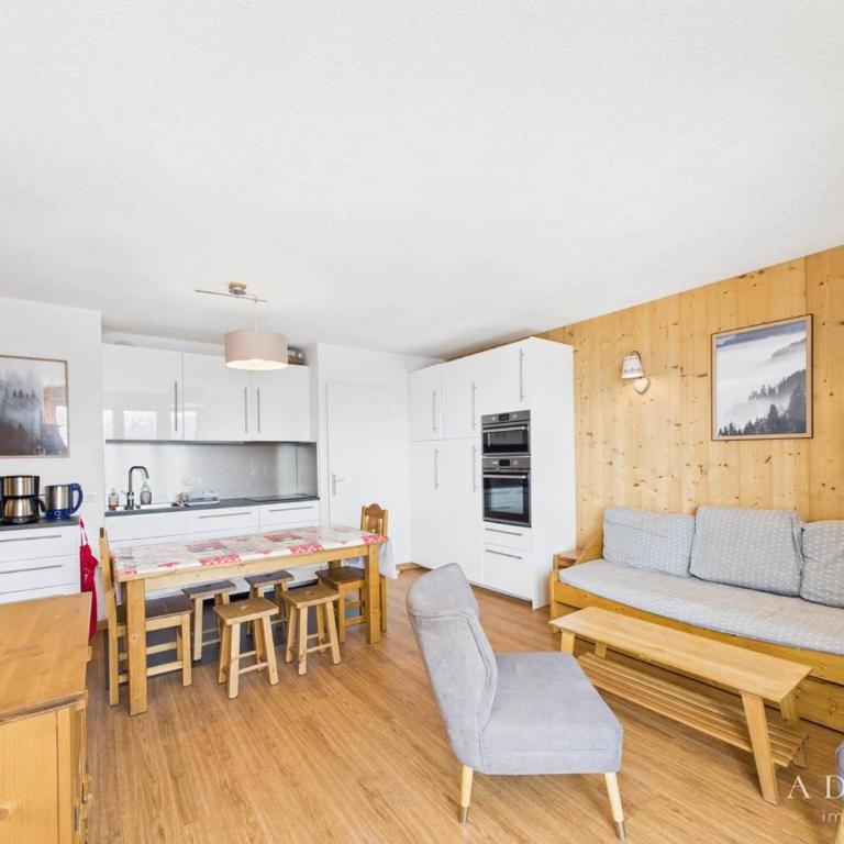 Charmant T2 rénové, skis aux pieds, balcon sud, parking inclus, 6 pers - Montvalezan - FR-1-398-540 - Appartement (6 Adultes) - 1