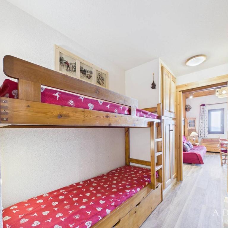 Studio Mezzanine Cosy à 100m des Pistes, Balcon Plein Sud, Quartier Calme - FR-1-398-538 - Studio - 6