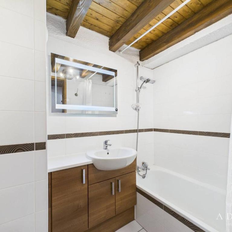 Duplex rénové avec balcon et parking, à 100m des pistes - FR-1-398-529 - Appartement (6 Adultes) - 6