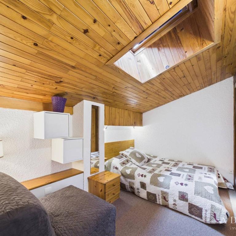Duplex rénové avec balcon et parking, à 100m des pistes - FR-1-398-529 - Appartement (6 Adultes) - 11