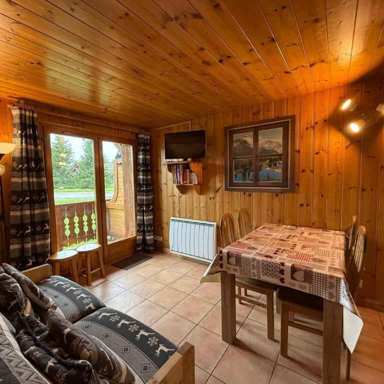 Appartement cosy 4 à 6 pers, balcon vue Monts, tout équipé - Appartement 1 Chambre - 18