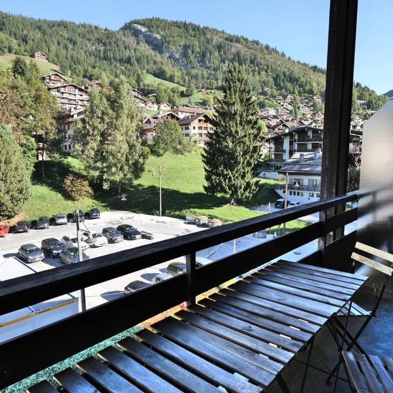 Superbe Studio Mezzanine Rénové au Cœur du Grand Bornand – 4 Couchages, Balcon, Proche Commerces et Ski - FR-1-458-162 - Studio - 8