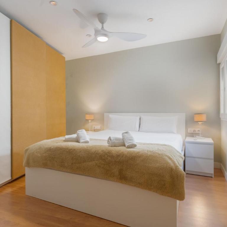 Apartment with views -Santa Isabel Square- 2Bd1Bth - Two-Bedroom Apartment - 12