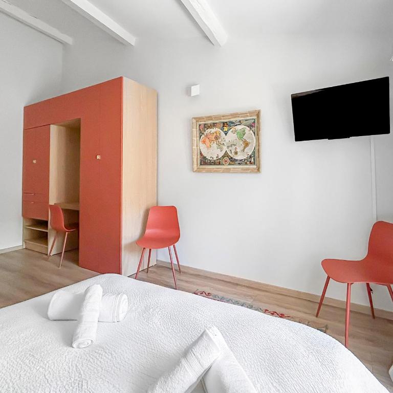 T3 atypique au cœur du village, plages à 10 min - Appartement 2 Chambres - 14