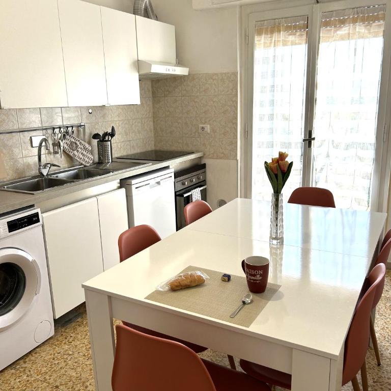 Luma' Apartment - Puccini - Appartamento con 2 Camere da Letto - 4