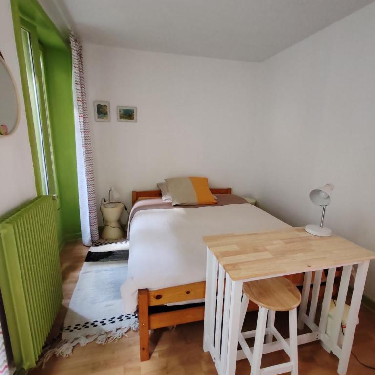 Chambre chez l'habitant - Chambre Double avec Salle de Bains Commune - 1