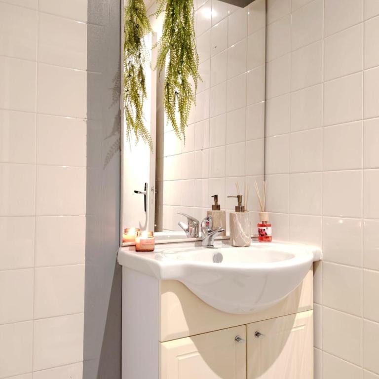 Appart'Hôtel Le Combes - Appartement - 1