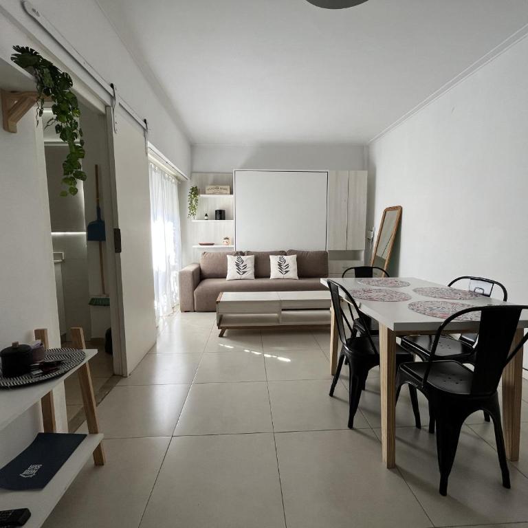 Depto Axel - Monoambiente para 4PAX Zona Guemes - Hola Sur - Estudio - 4