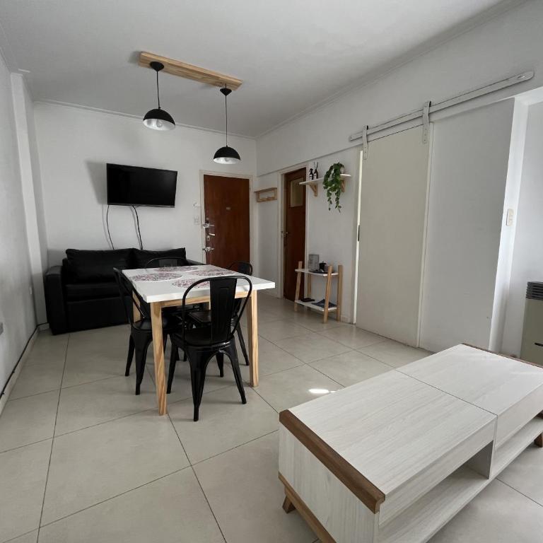 Depto Axel - Monoambiente para 4PAX Zona Guemes - Hola Sur - Estudio - 5