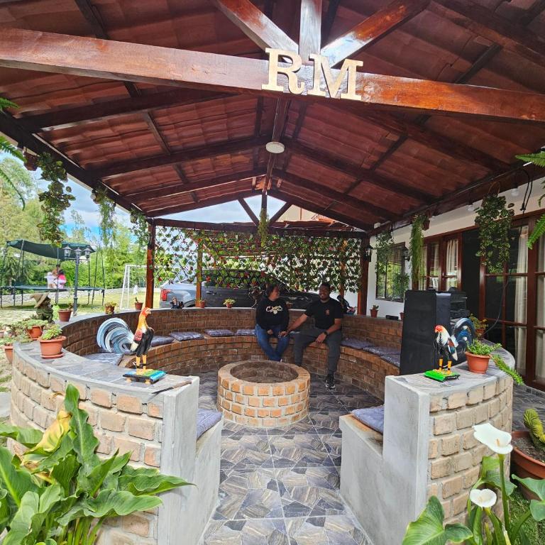 Rancho Mendoza casa hospedaje - Two-Bedroom Deluxe Apartment with Garden View - 4