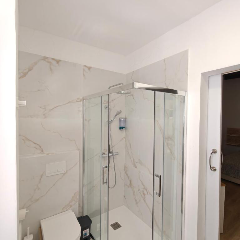 Elegant apartment Sagrada Familia - One-Bedroom Apartment with Terrace - 17