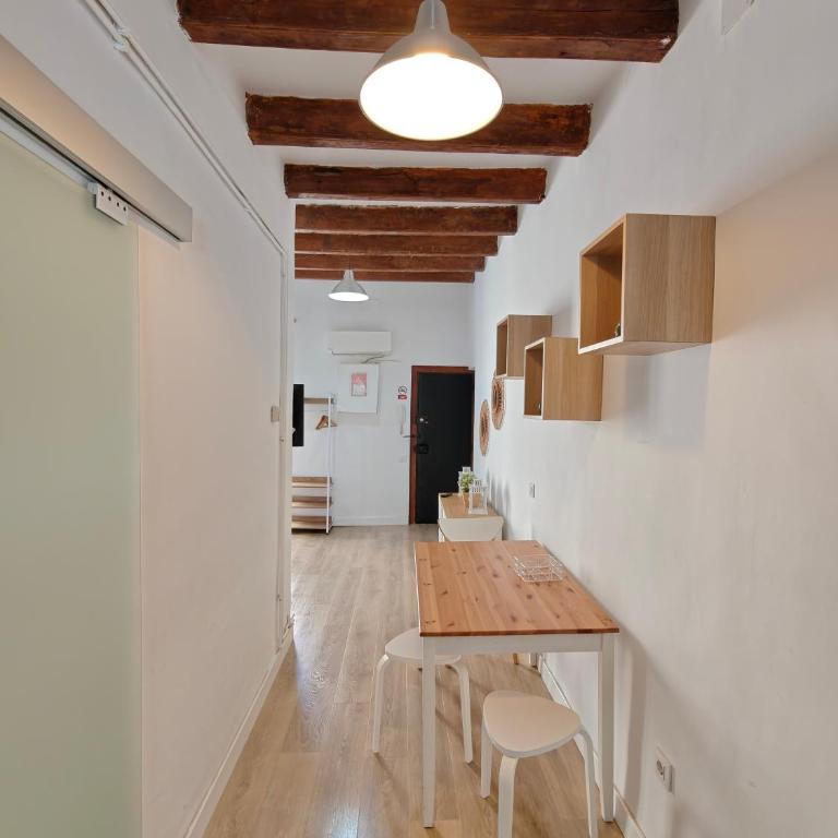 Elegant apartment Sagrada Familia - One-Bedroom Apartment with Terrace - 9